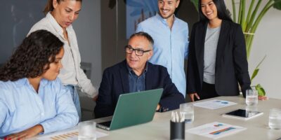 Quais erros evitar ao criar um pacote de benefícios personalizados?