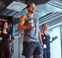 Benefícios do Wellhub: por que oferecer acesso a academias aumenta a produtividade do time